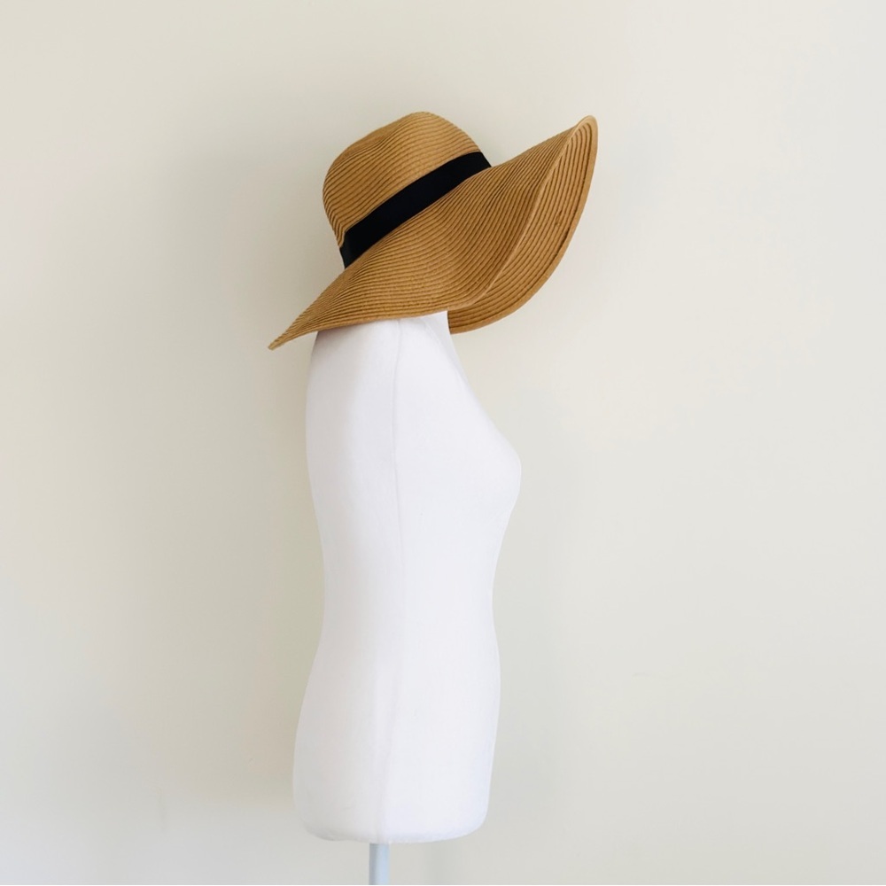 Women’s Wide Brim Hat. Tan with Black Grosgrain Ribbon. Packable. One Size.